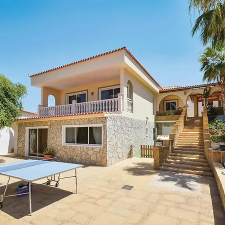 Palomar Villa *